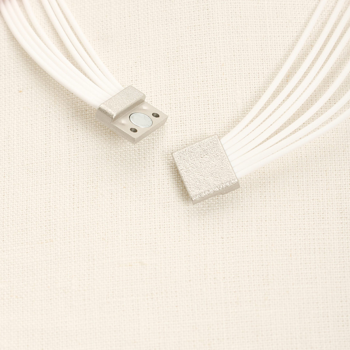Afrika+ Necklace, white