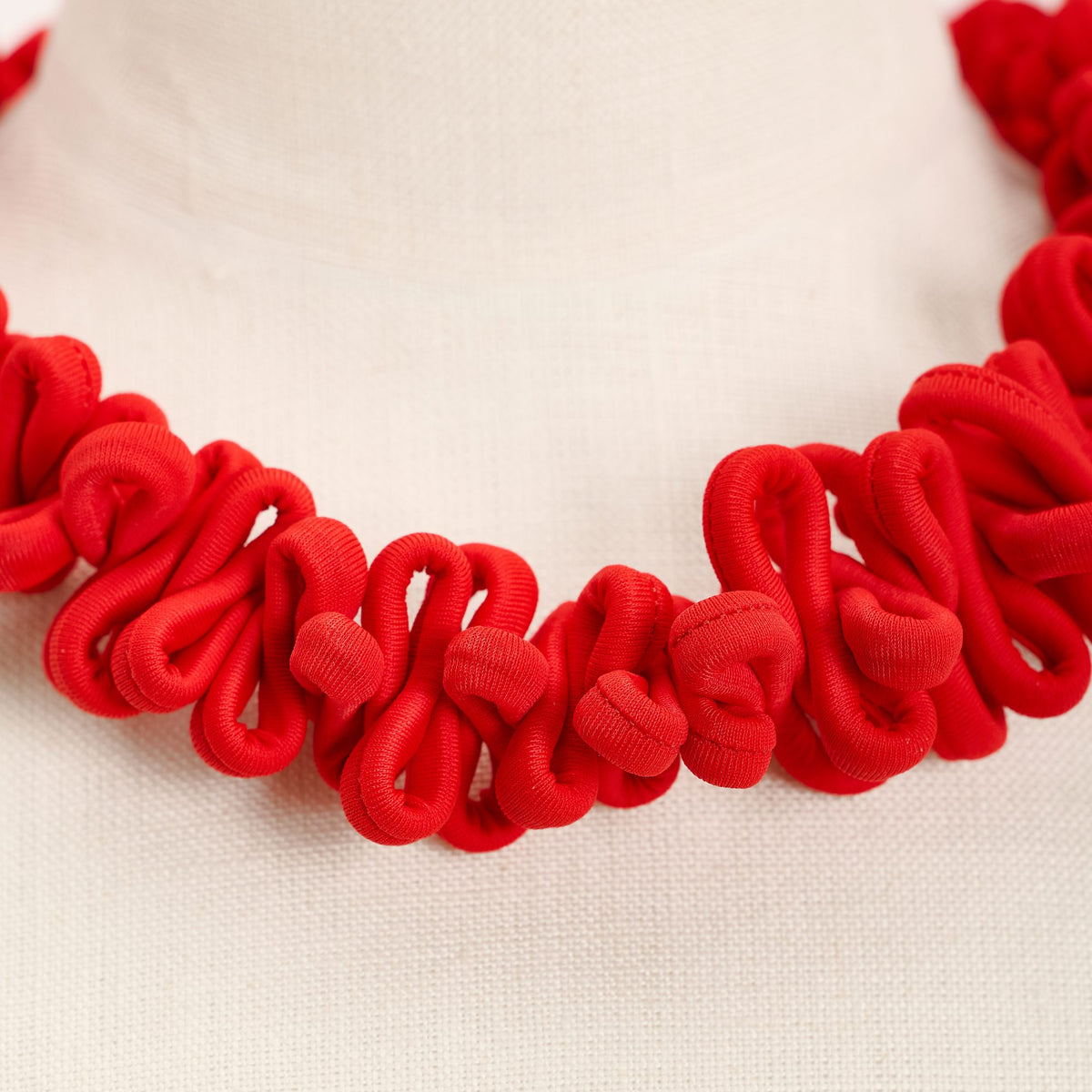 Capri Necklace, red