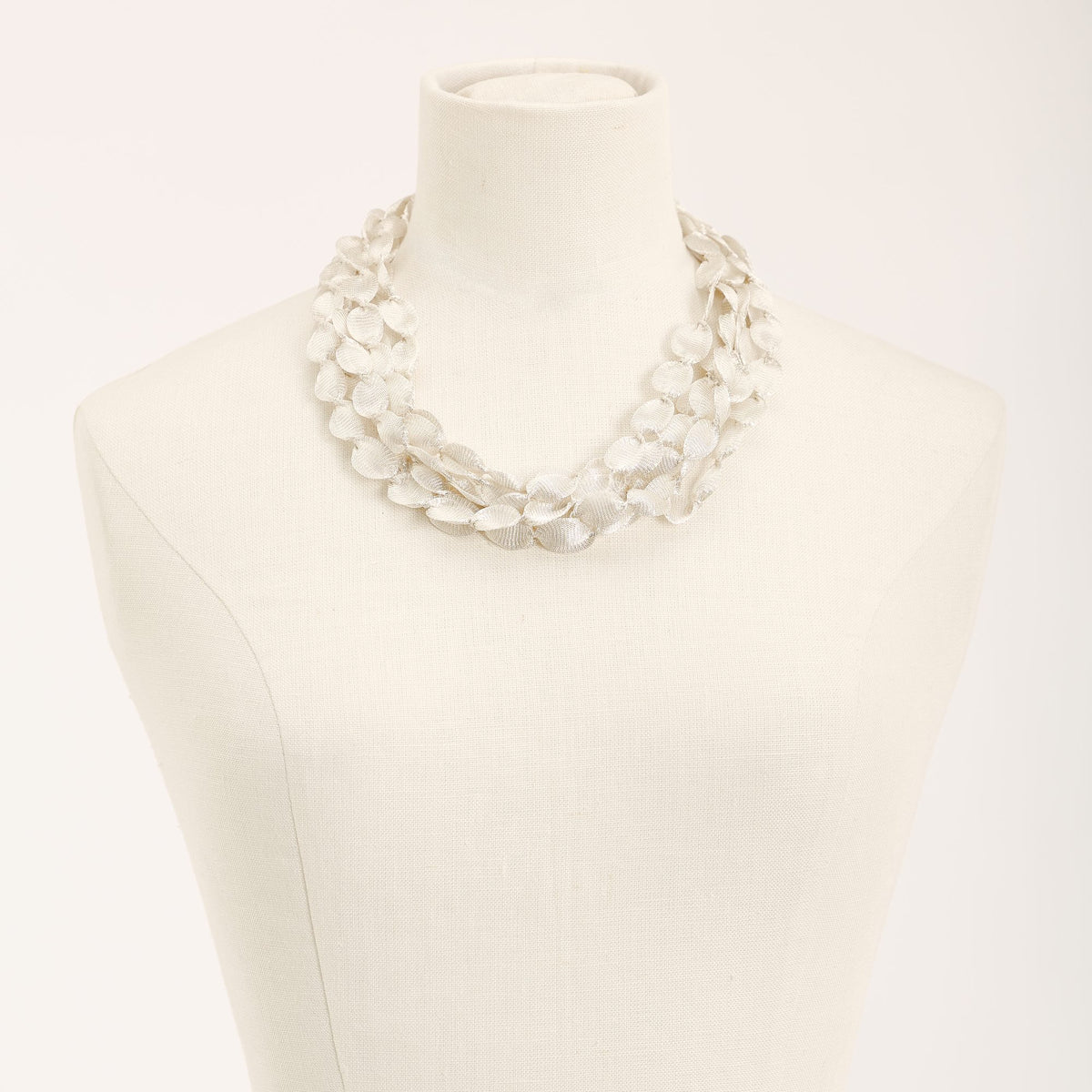 Caurì Short Necklace, white