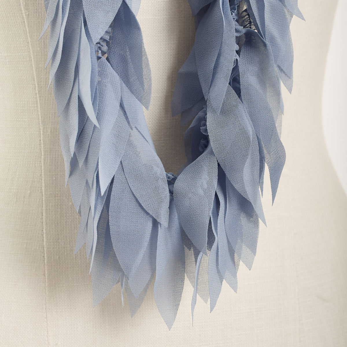 Collana Colibrì, blu pervinca