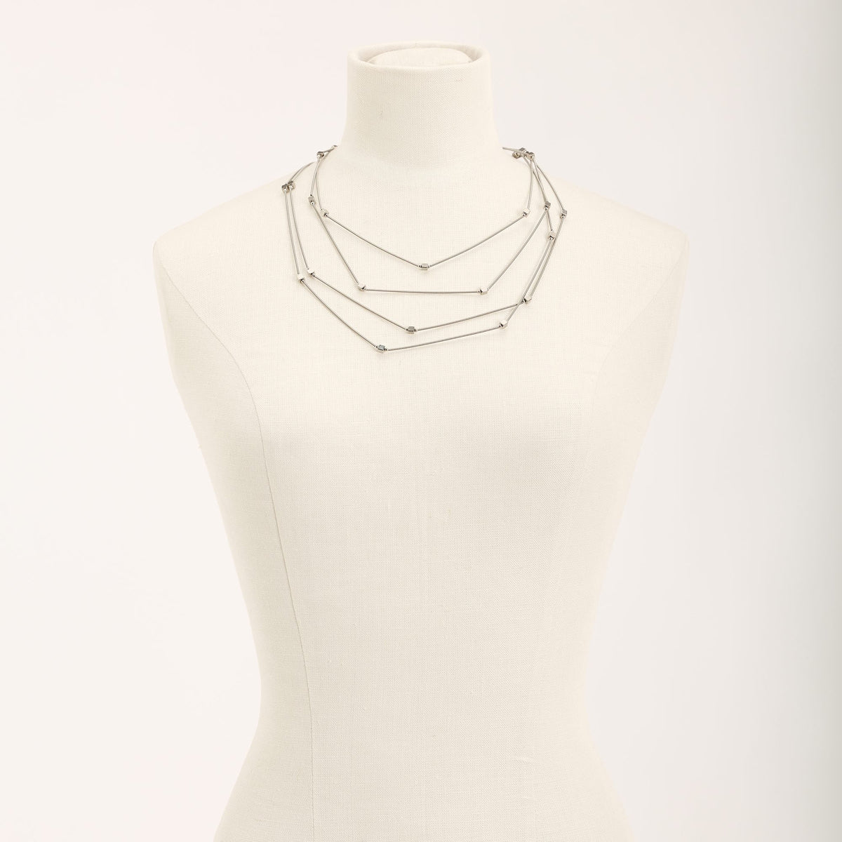 Collana Dea, acciaio