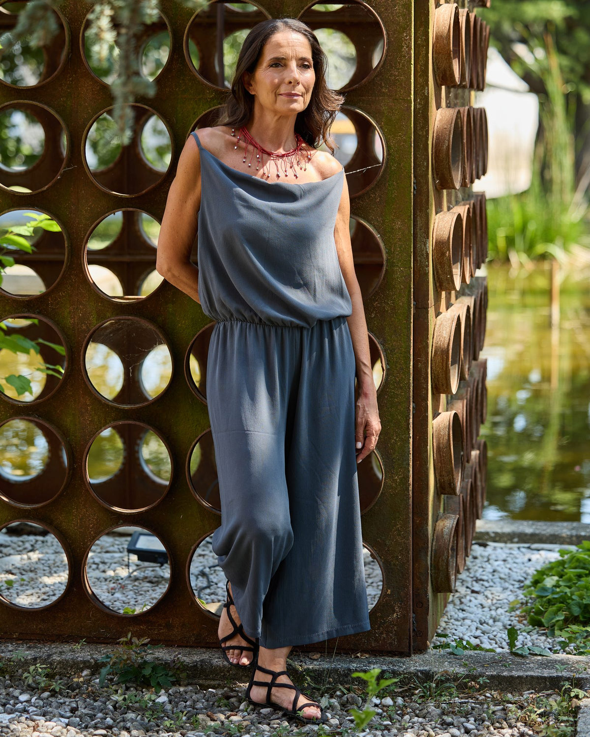 Woman wearing Luce Short Necklace