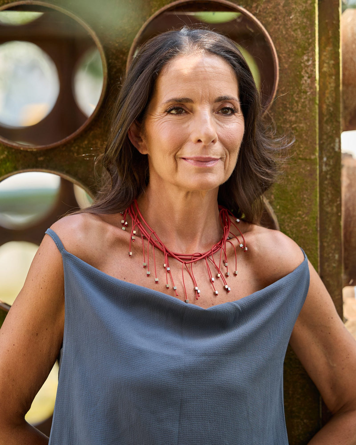 Woman wearing Luce Short Necklace