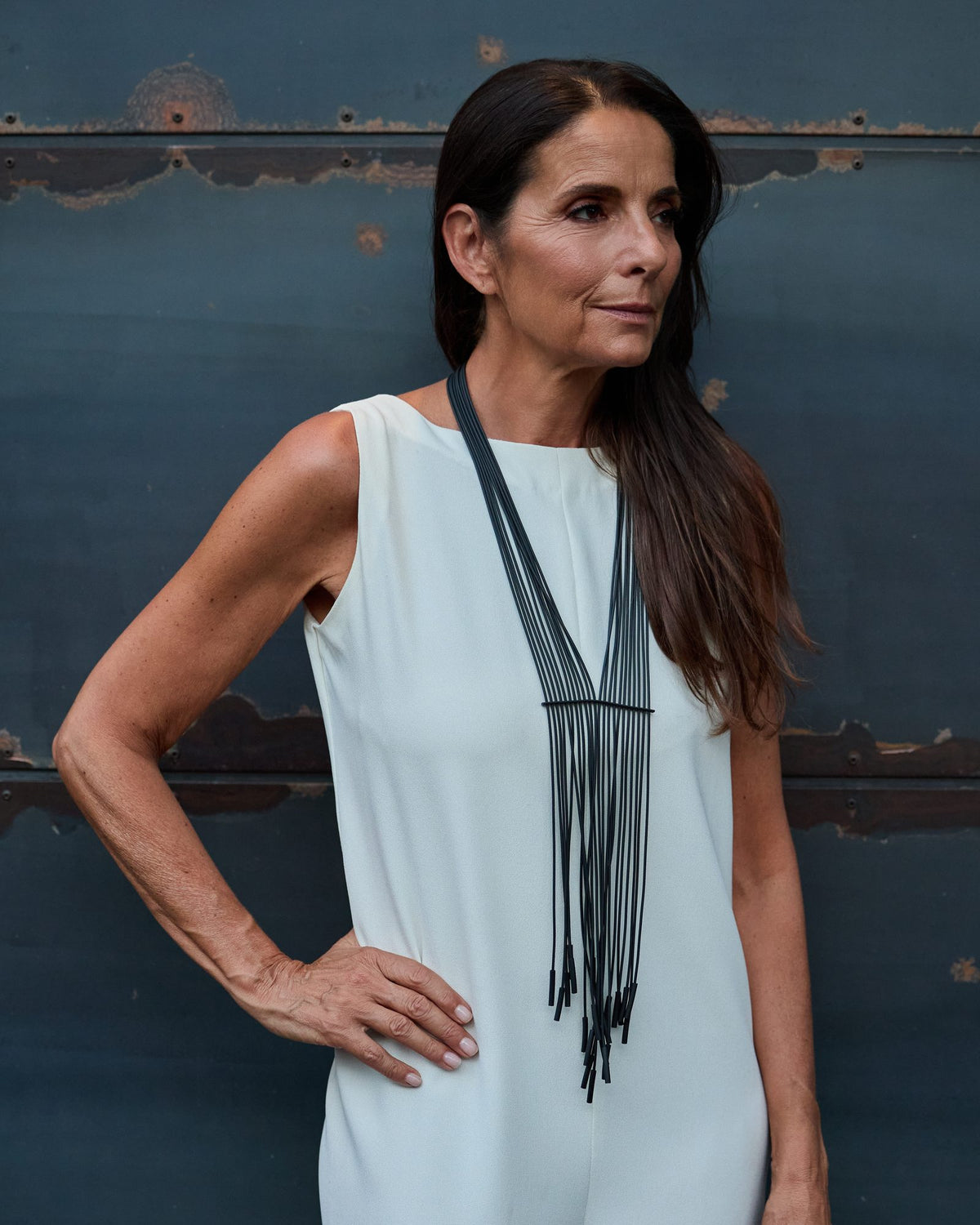Donna con la Collana Niagara