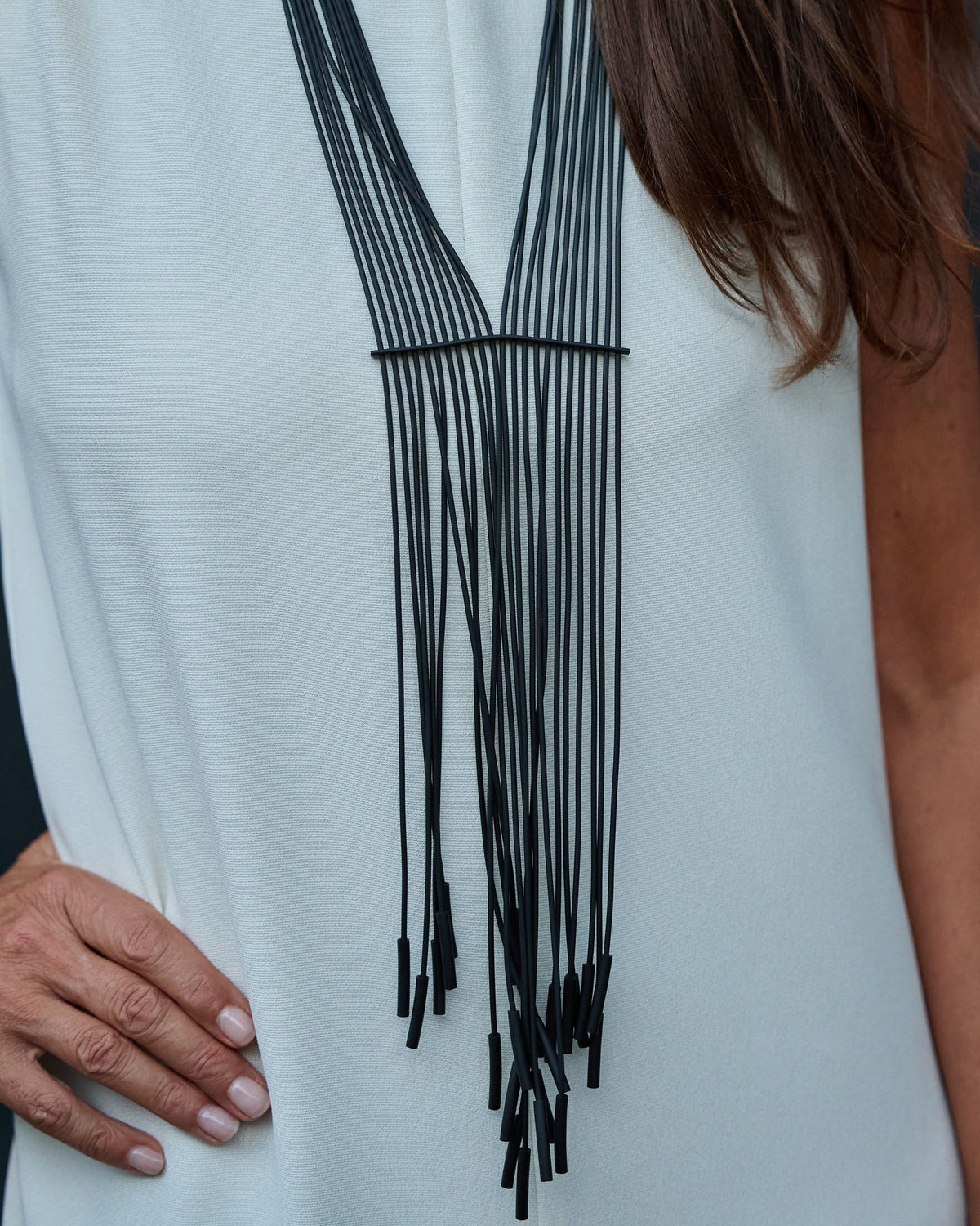 Donna con la Collana Niagara
