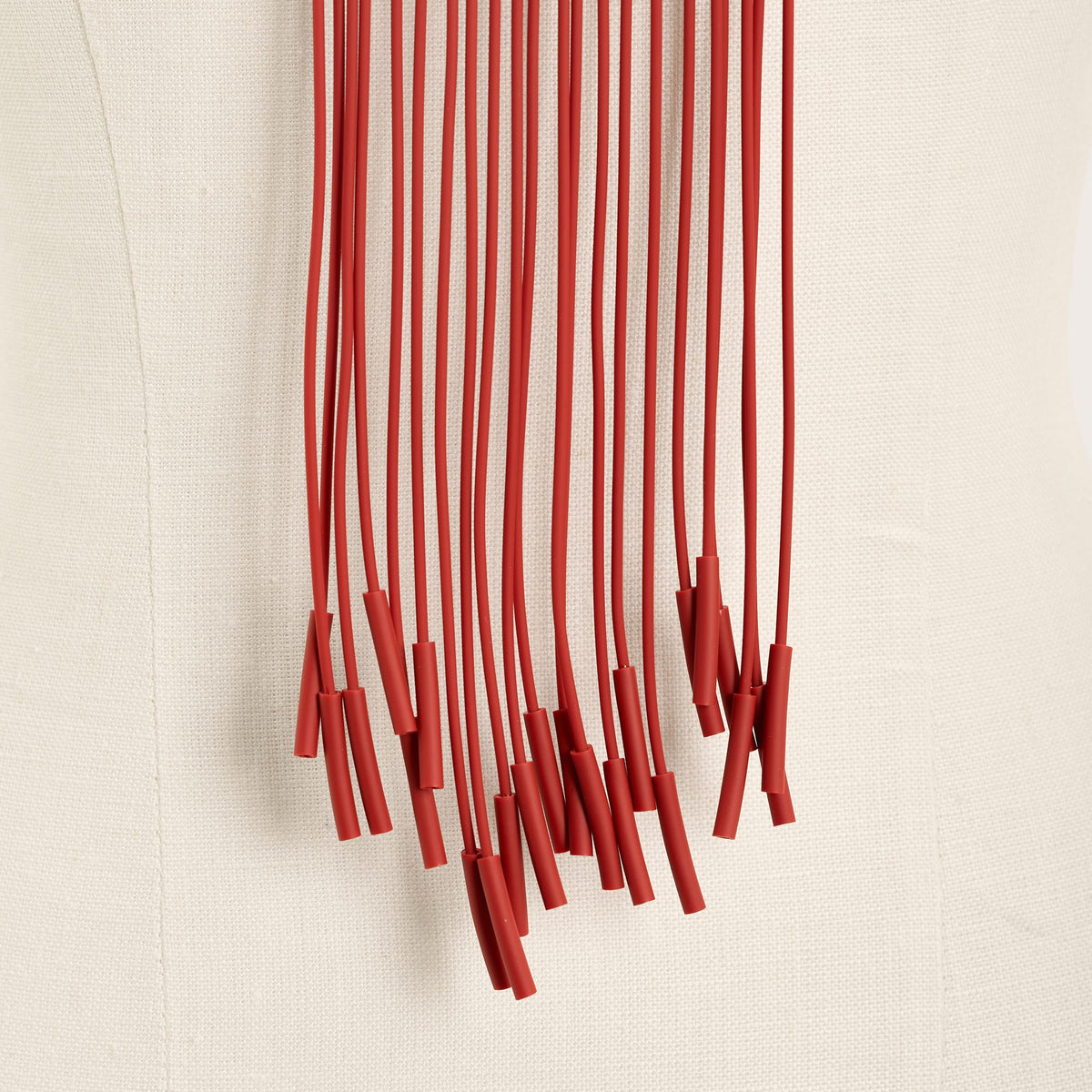 Collana Niagara, rosso pastello