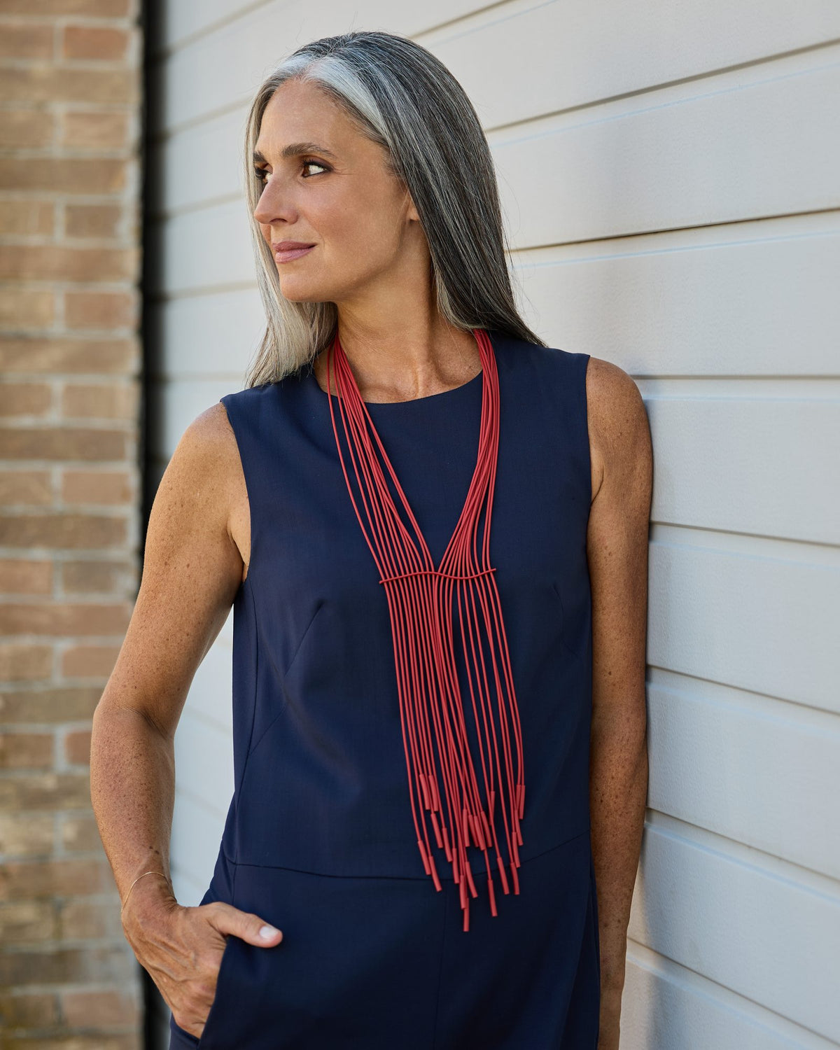 Donna con la Collana Niagara