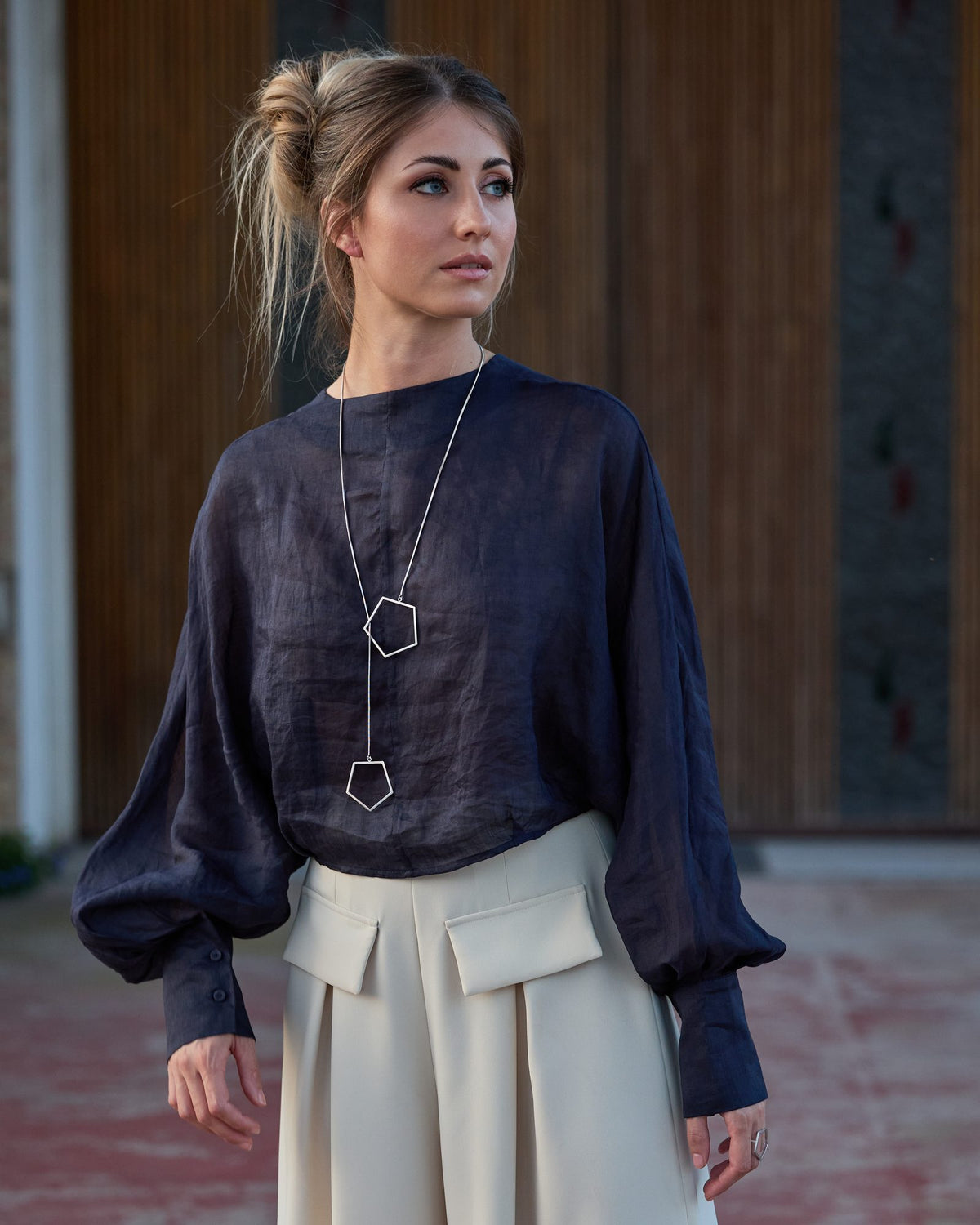 Collana Sisters Rodio in argento 925, indossata