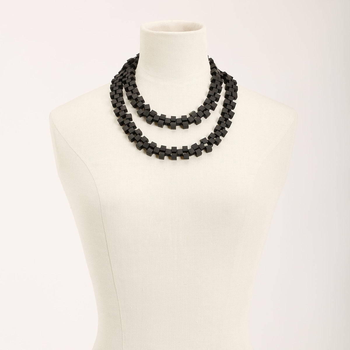 Collana Torre collana lunga, nero