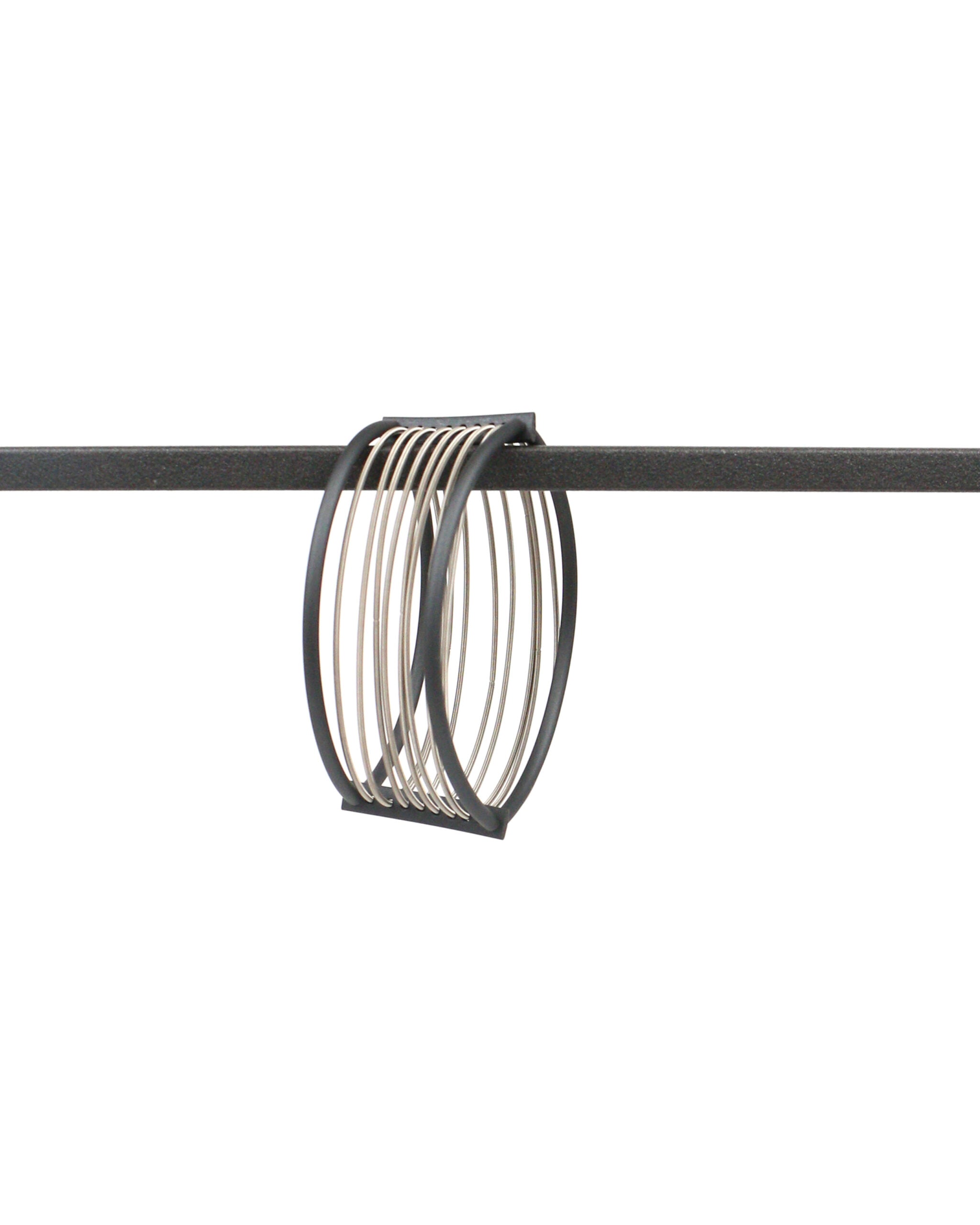 Flow bracelet