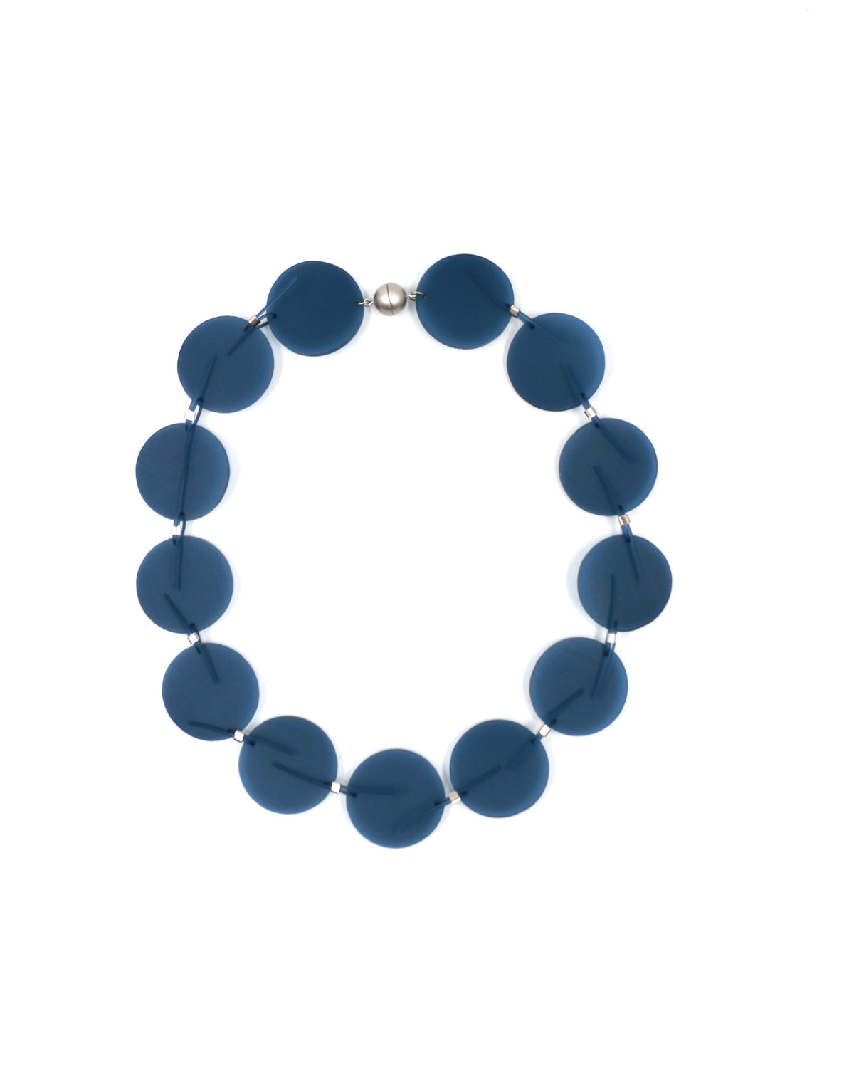In necklace short