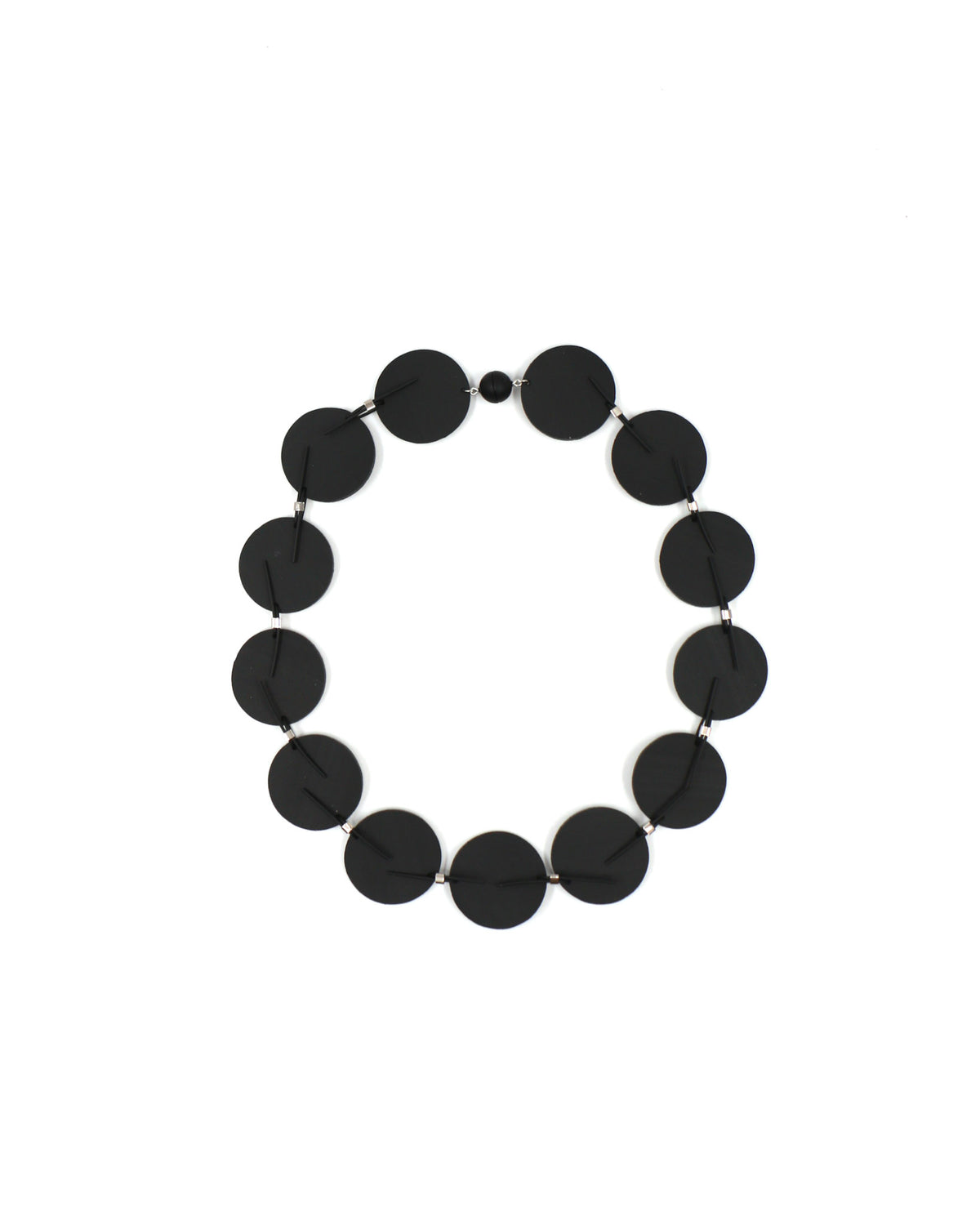 In necklace short