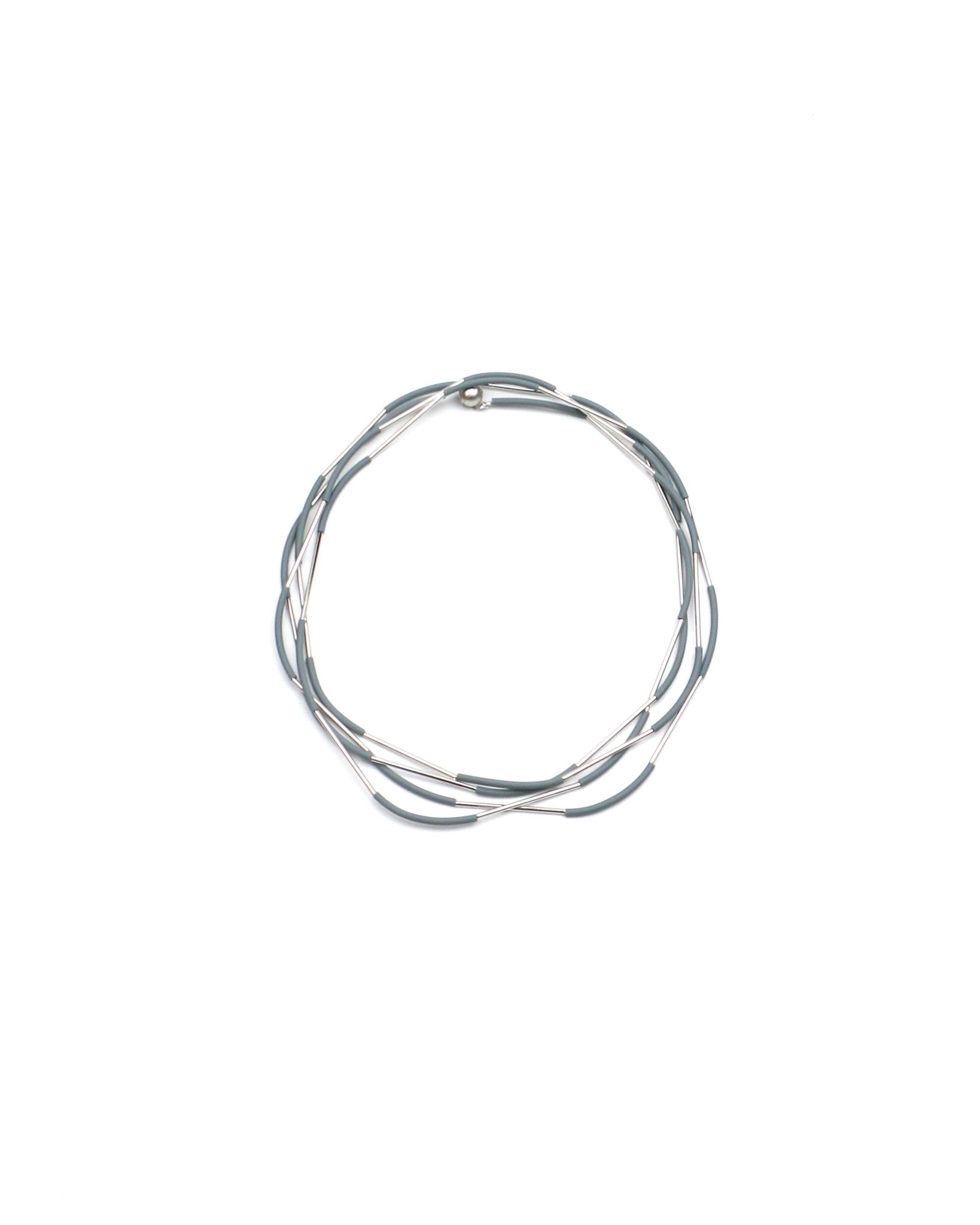 Nerò collana rodio
