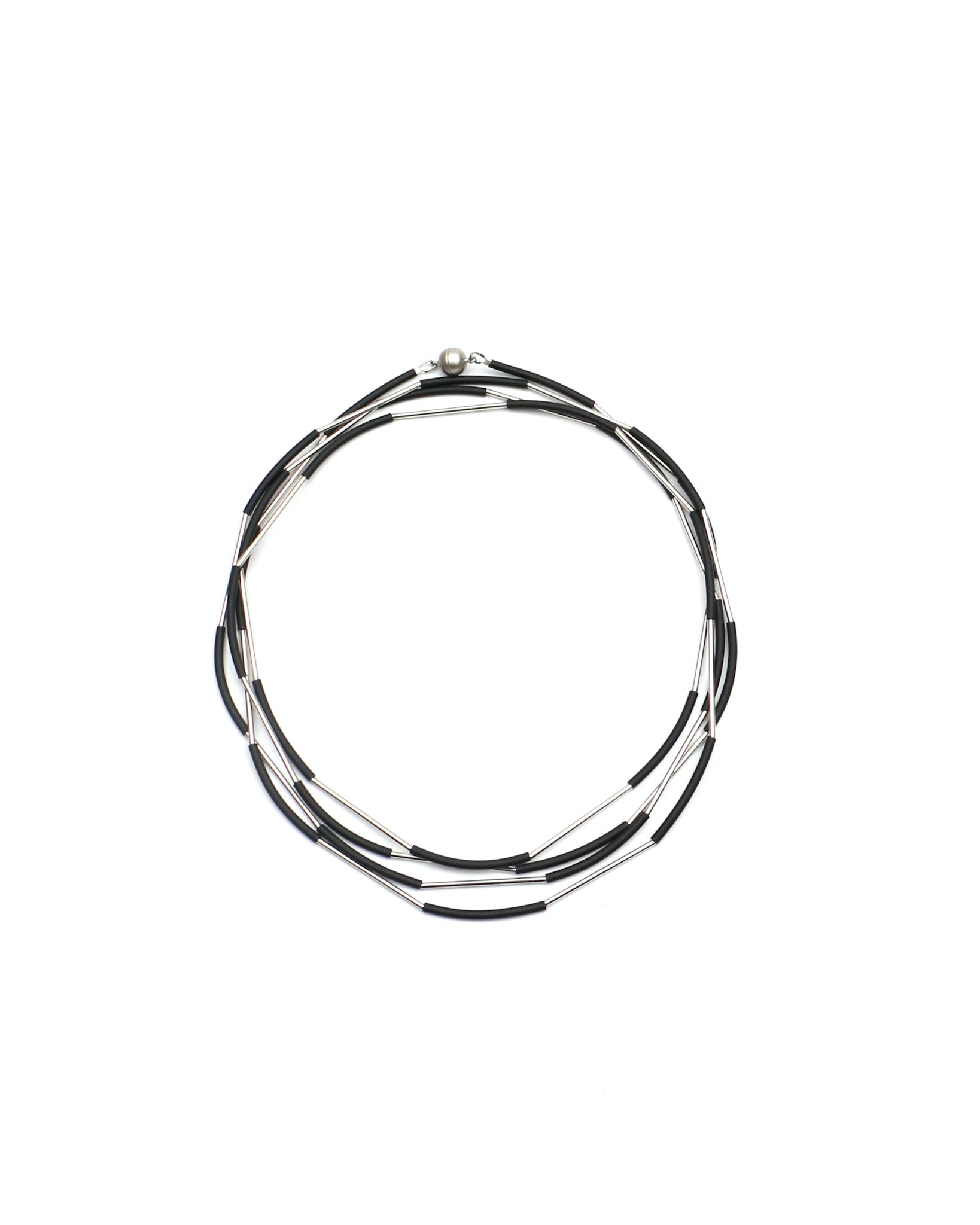 Nerò collana rodio