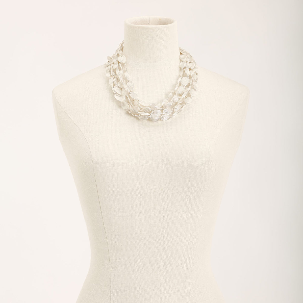 Caurì Long Necklace, white