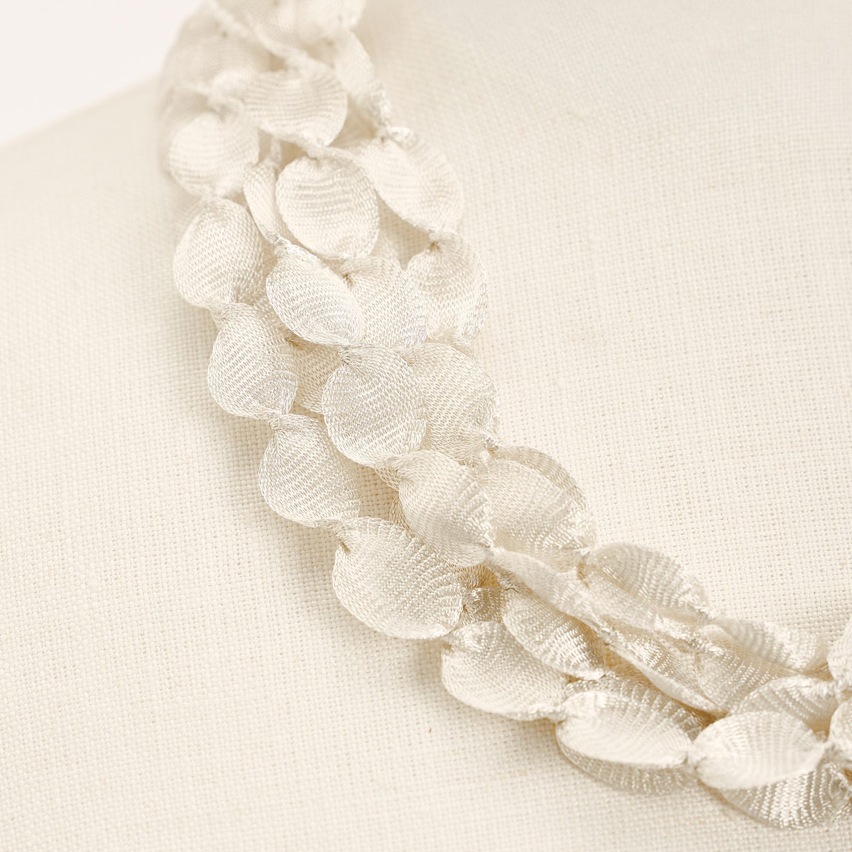 Caurì Short Necklace, white