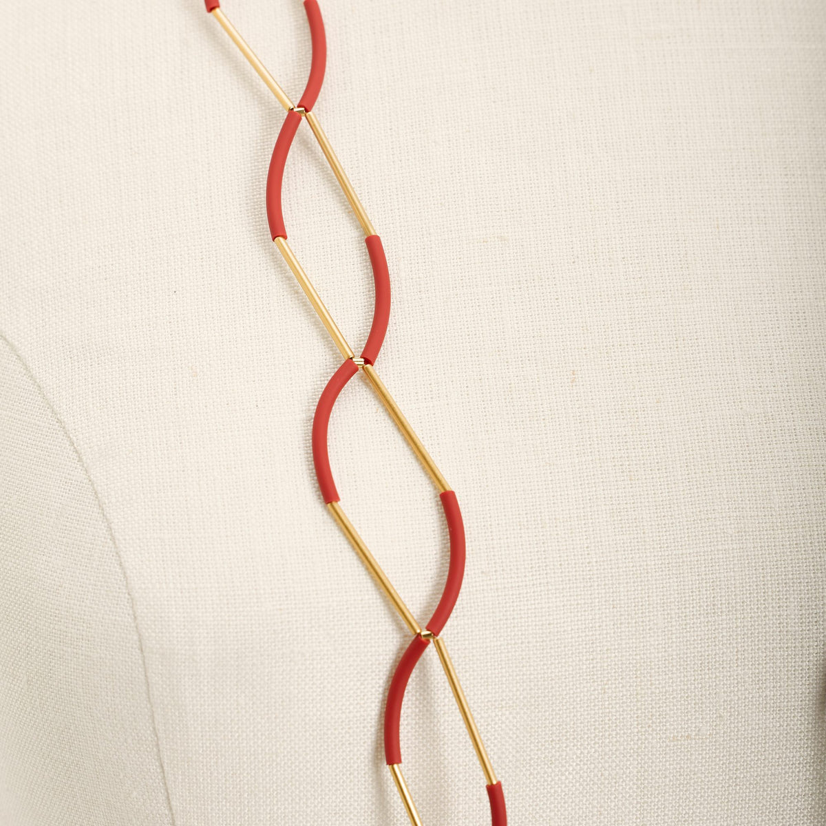 Collana Due a Due Oro, rosso pastello