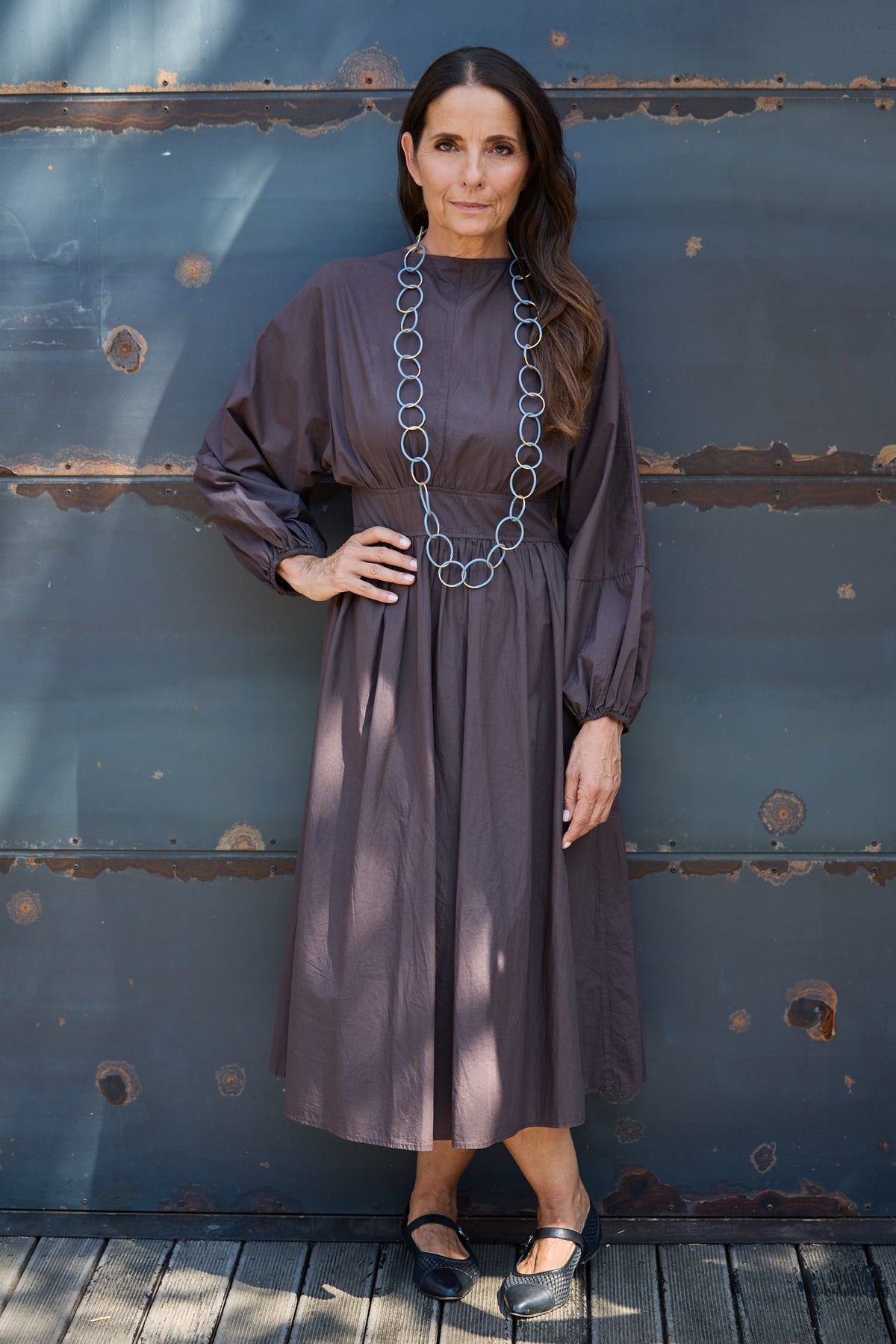 Woman wearing Eclissi Long Gold Necklace