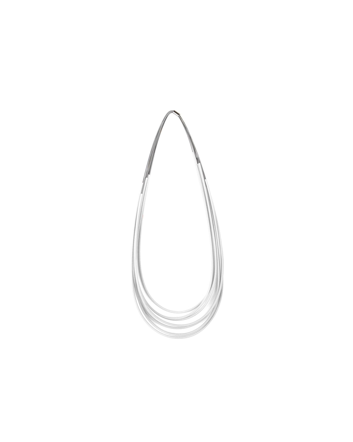 Woman wearing Elle+ Short Necklace