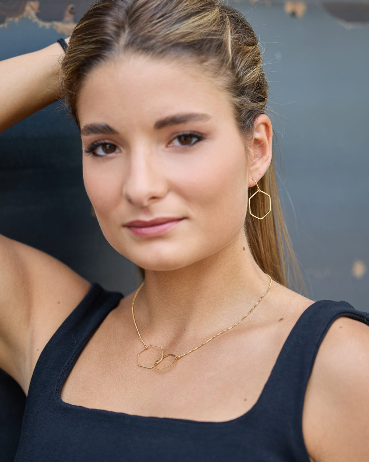 Orecchini Esa 1 Oro in argento 925, indossati