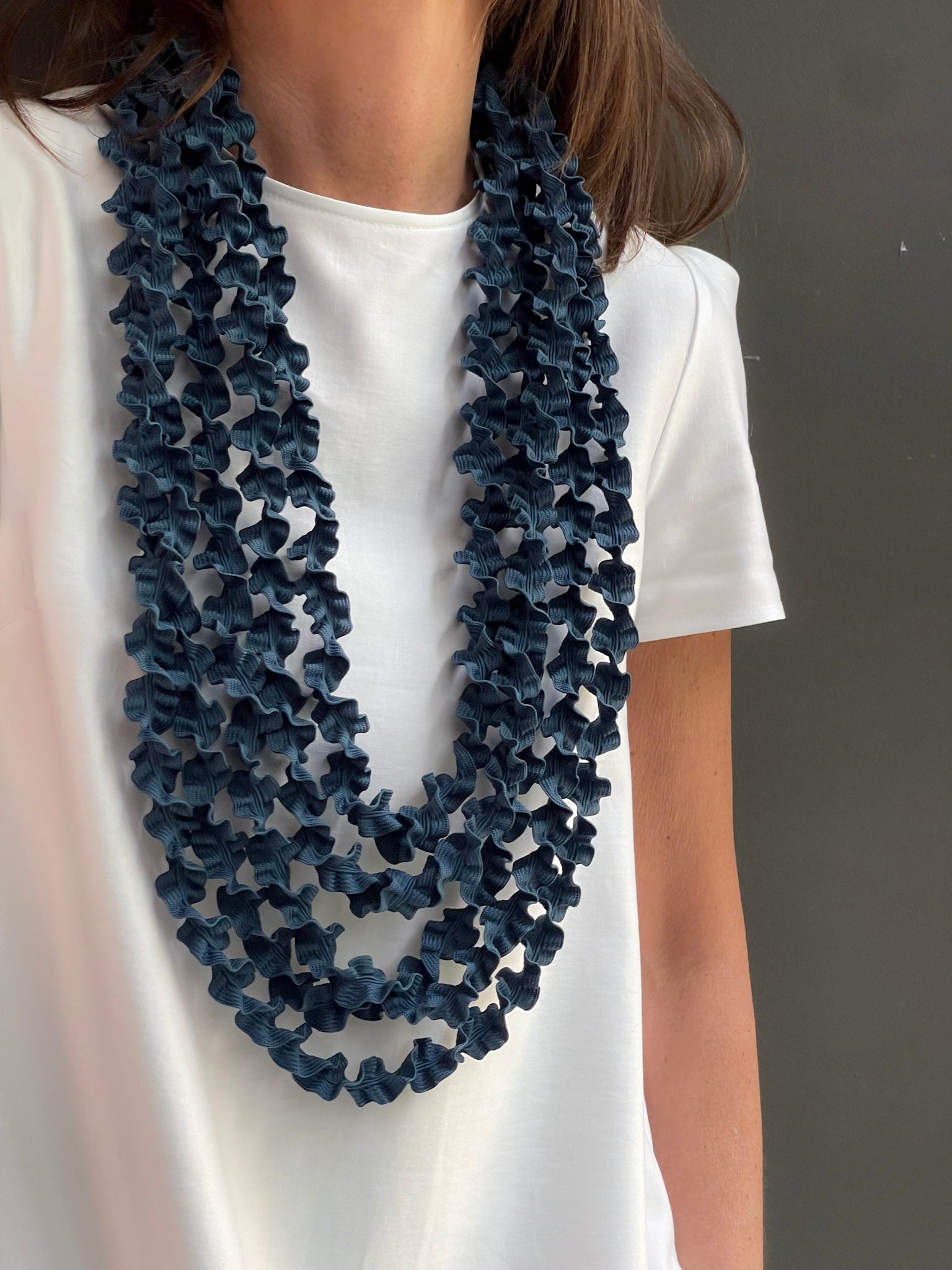 Laccio collana lunga