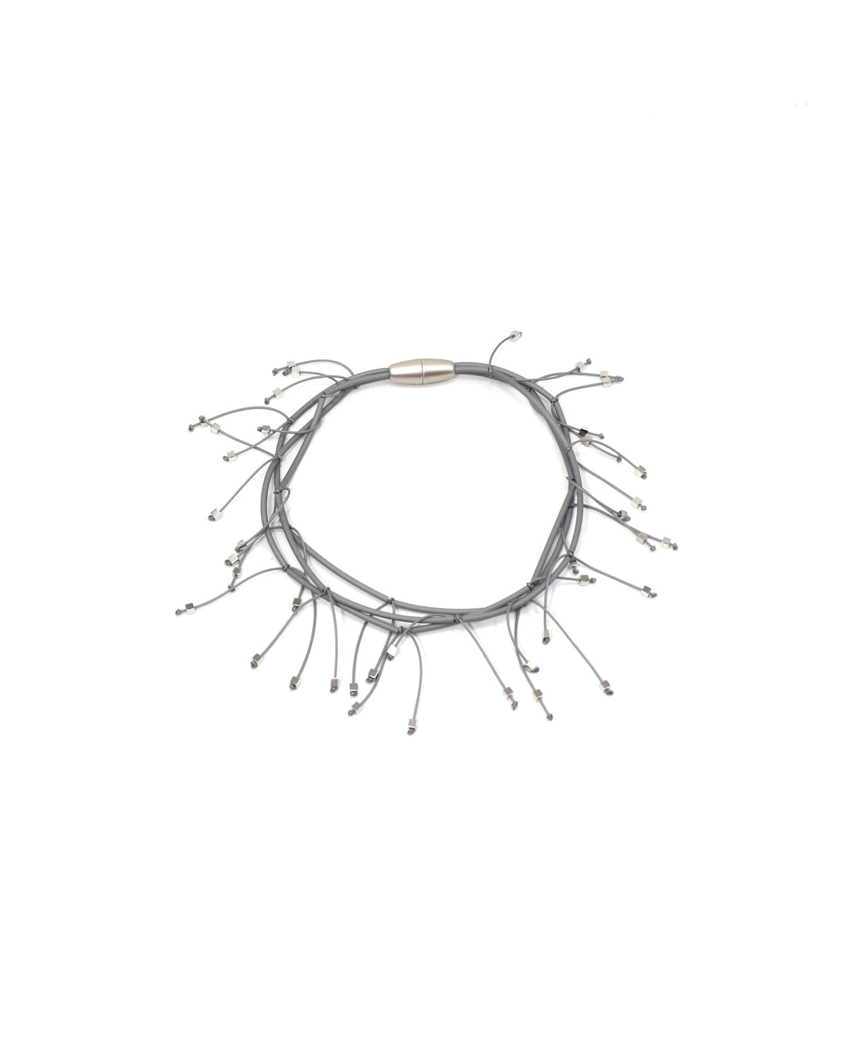 Woman wearing Luce Short Necklace