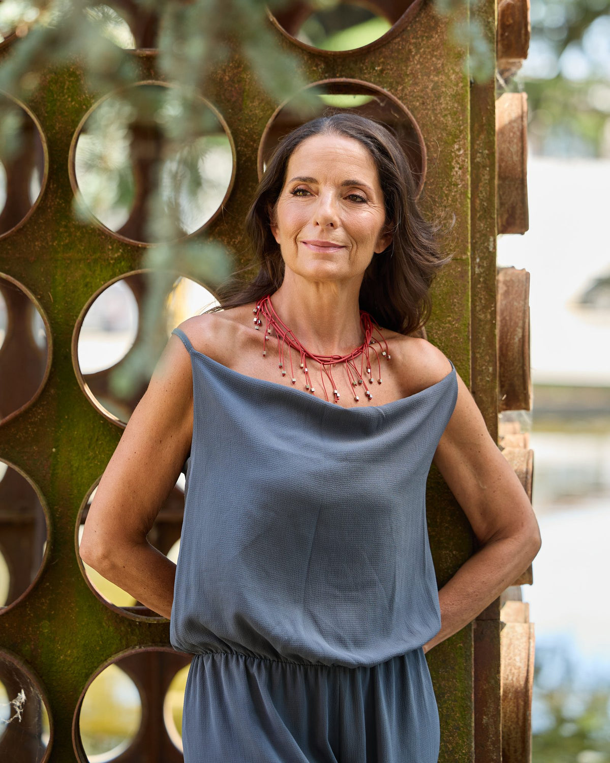 Woman wearing Luce Short Necklace