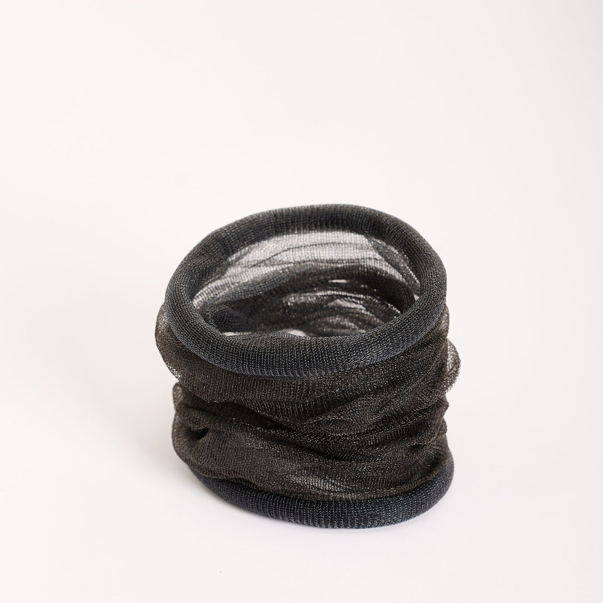 Maya Bracelet, black and smoke