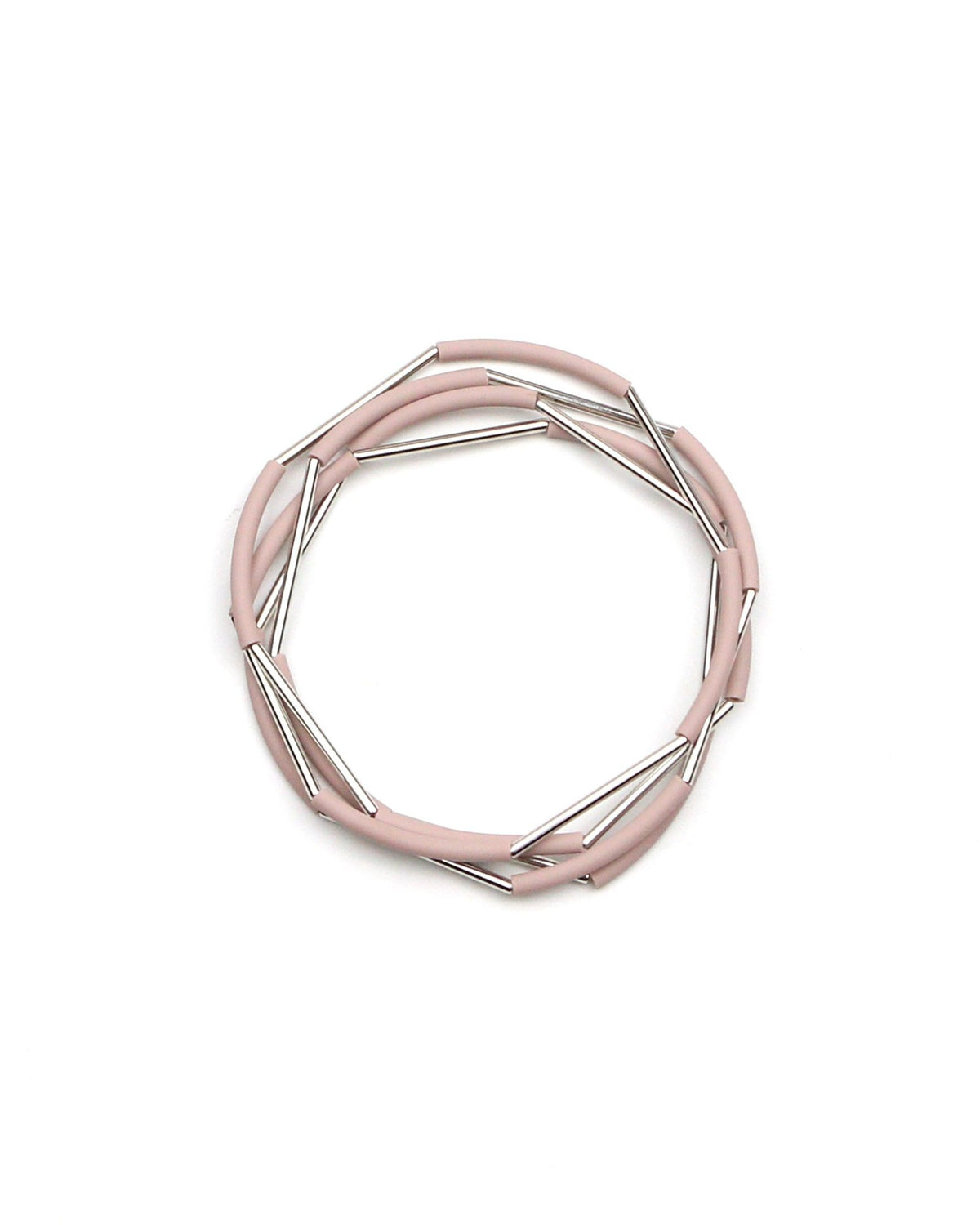 Woman wearing Nerò Rhodium Bracelet