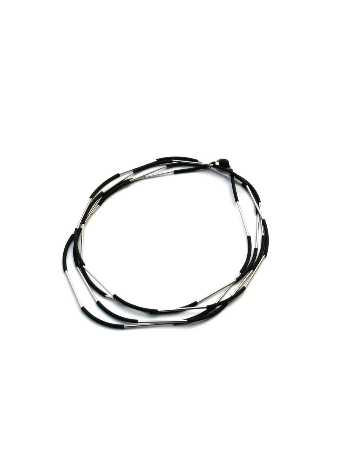 Nerò collana rodio