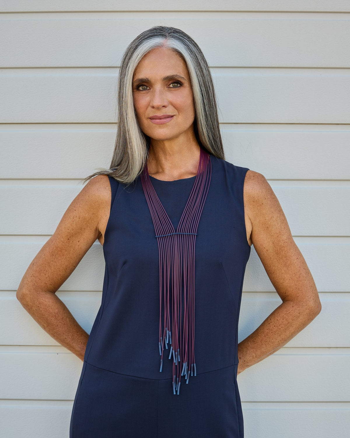 Donna con la Collana Niagara