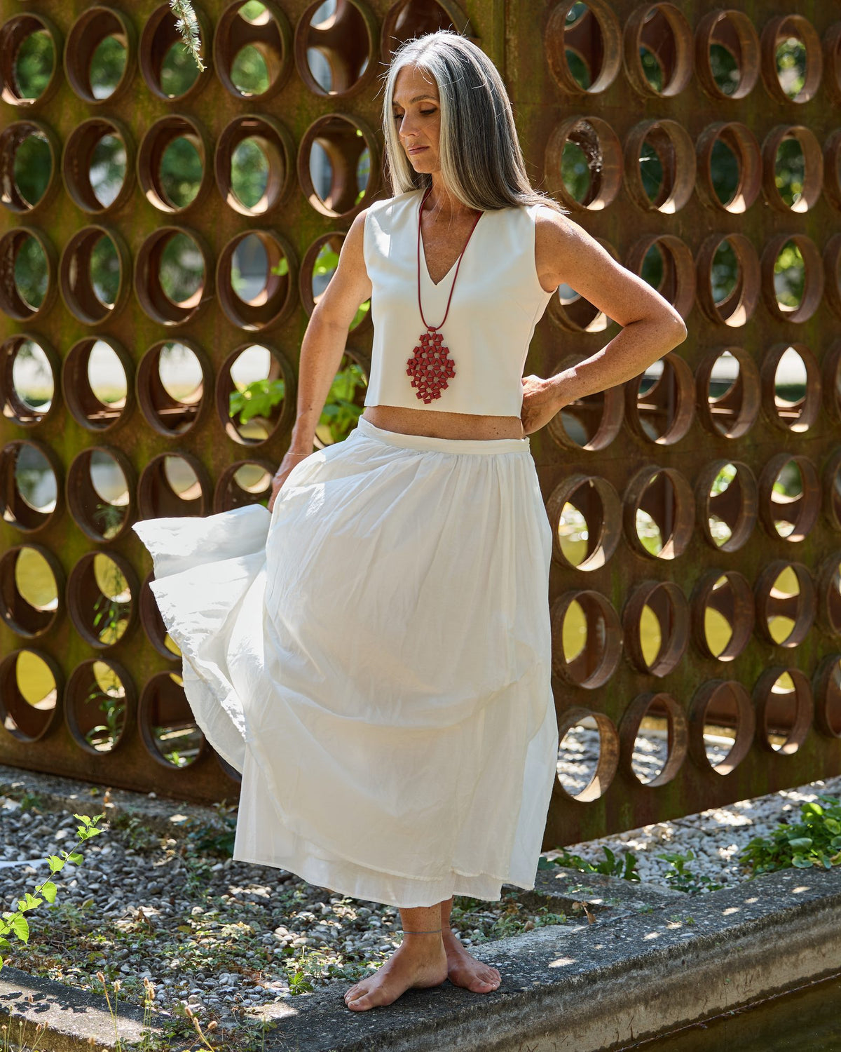 Woman wearing Ross 1 Necklace