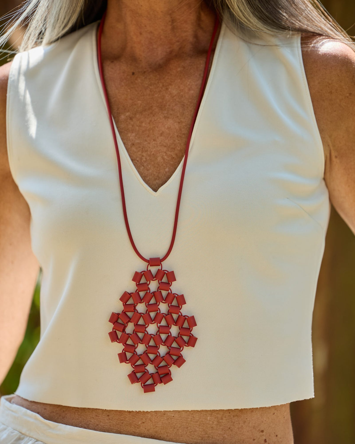 Woman wearing Ross 1 Necklace