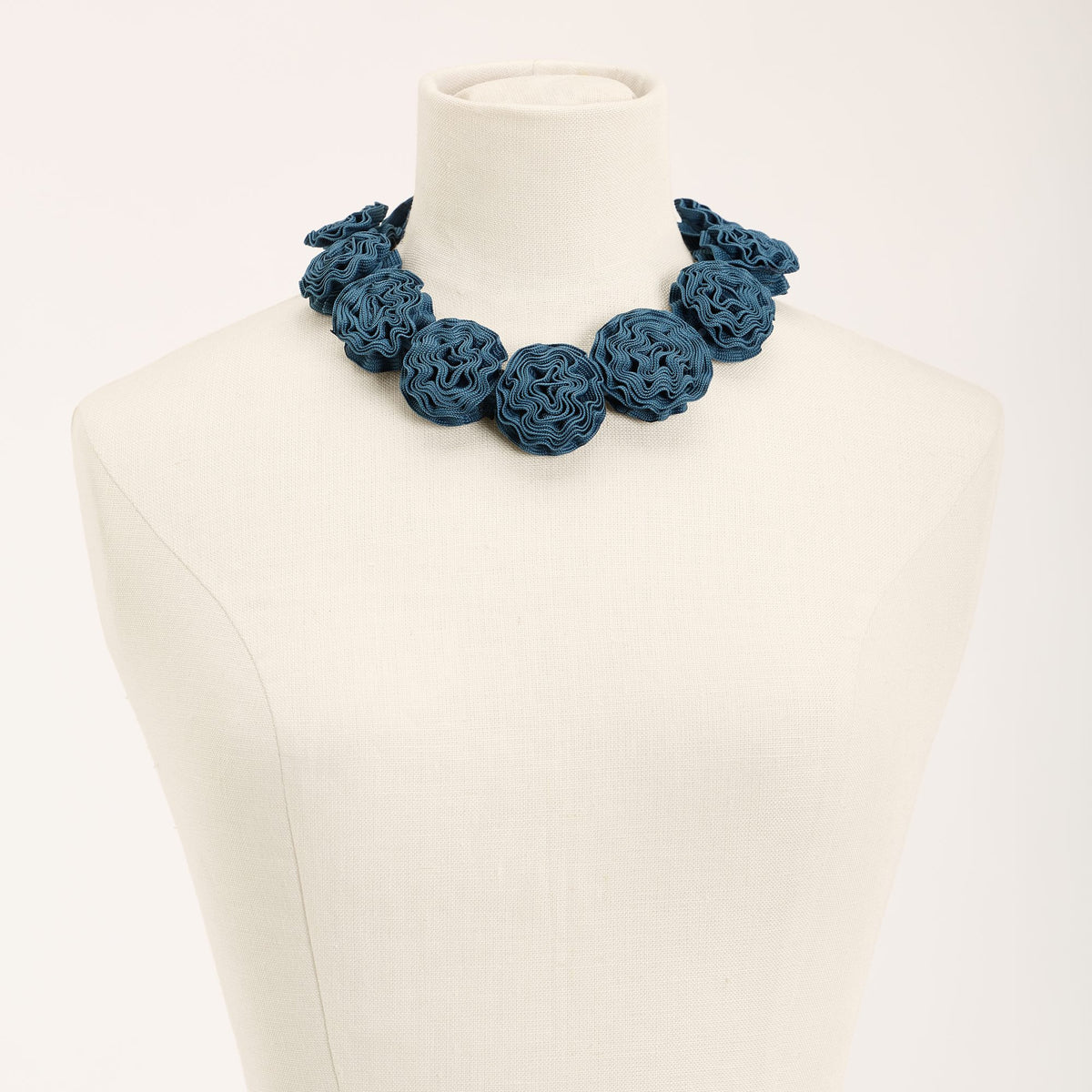 Collana Rosae, ottanio