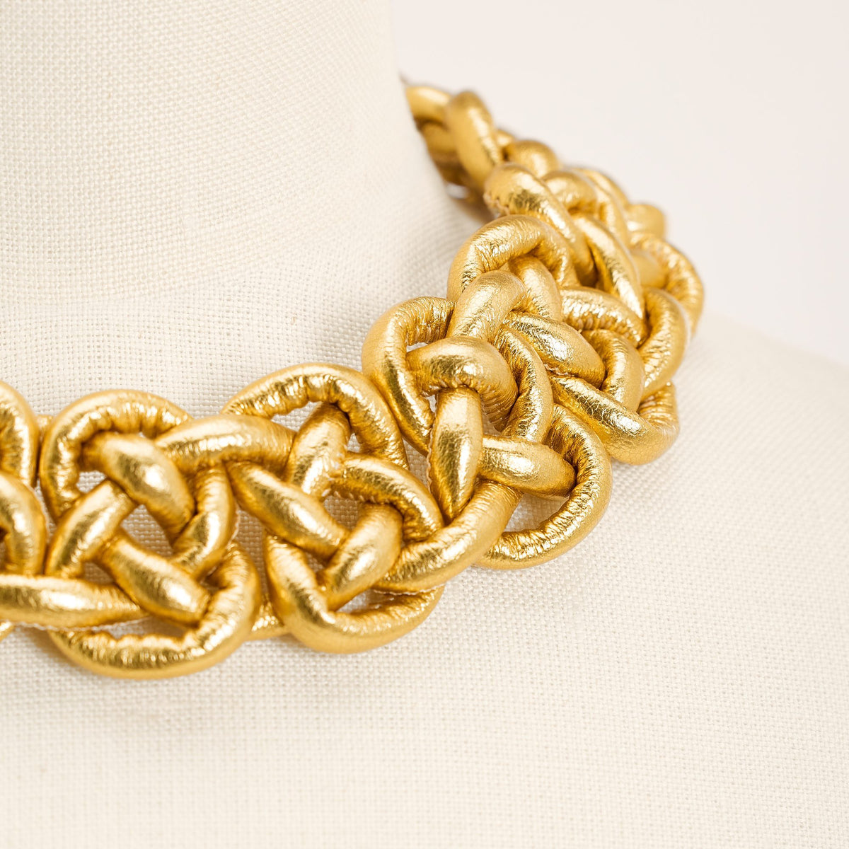 Collana Savoia Pelle, oro