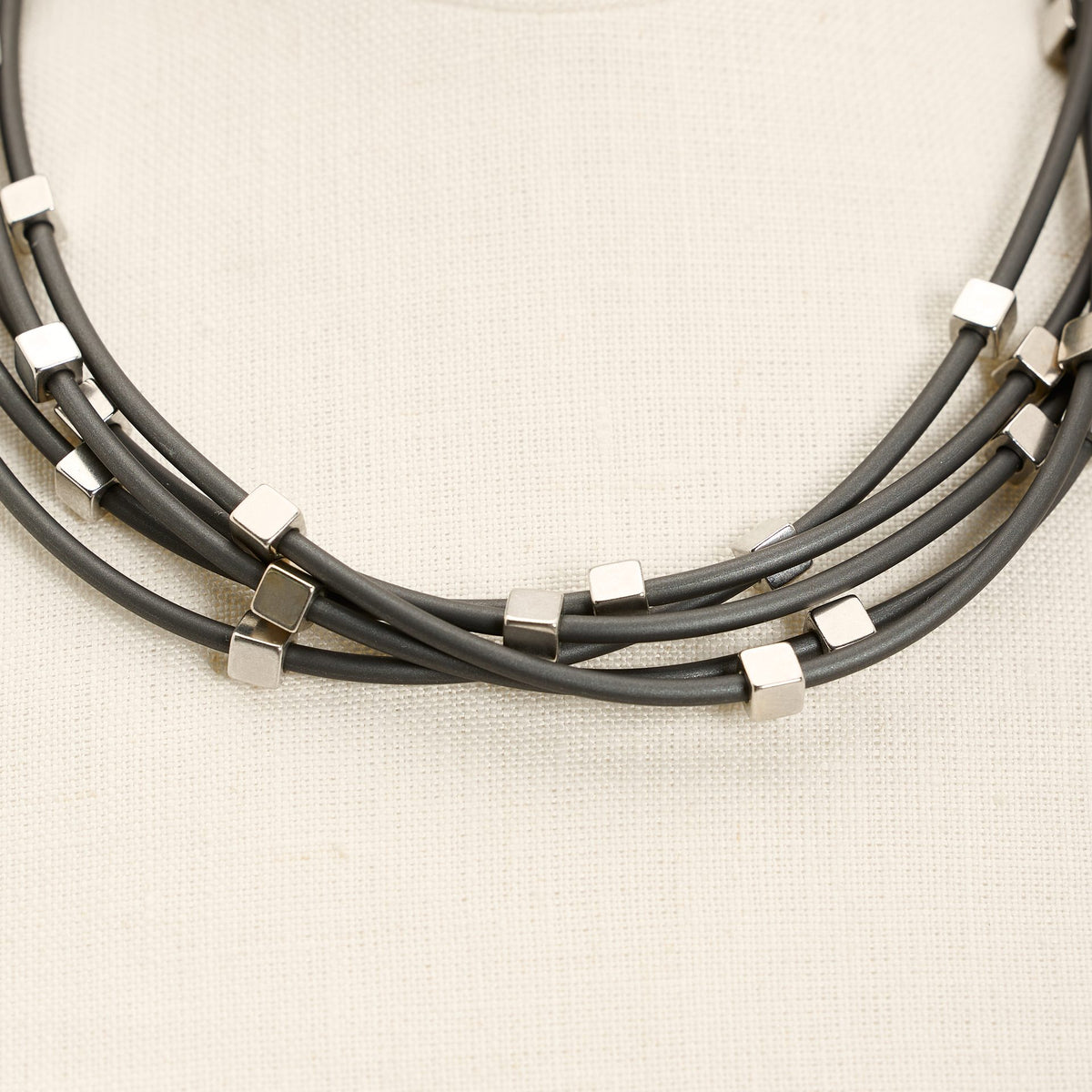 Sirio Necklace, titanium