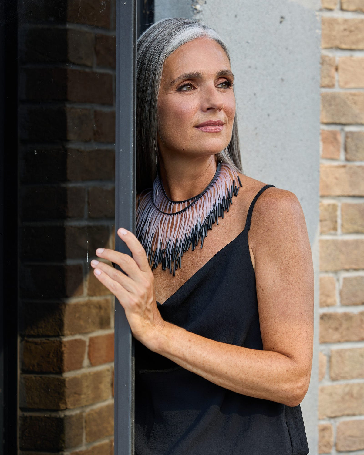Donna con la Collana Trevi