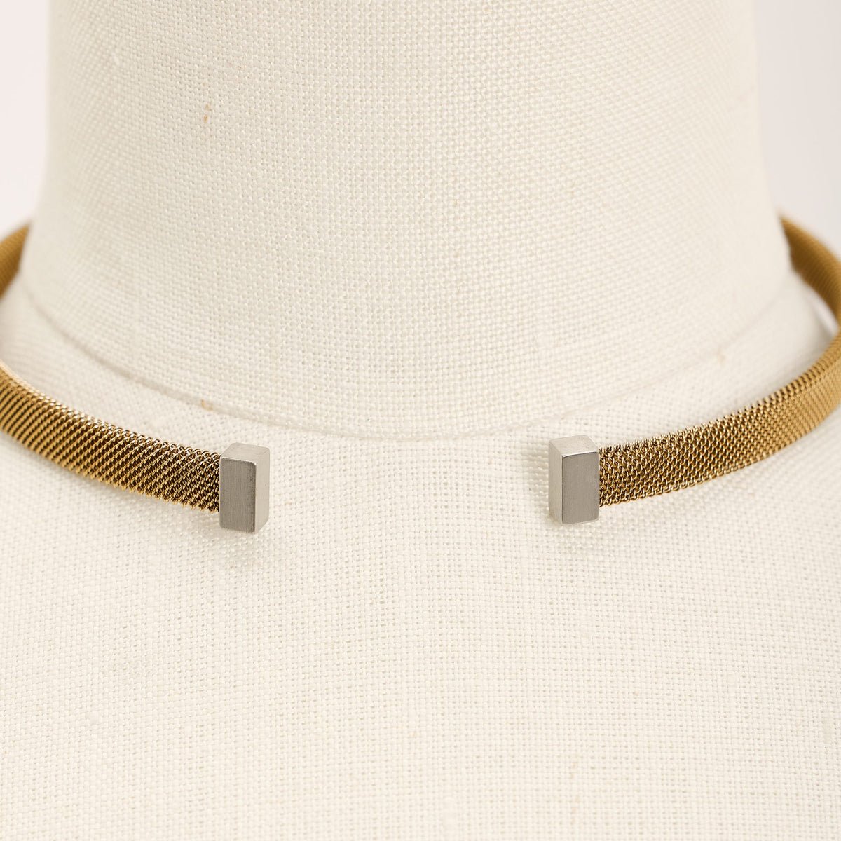 Collana Vis, oro dorato