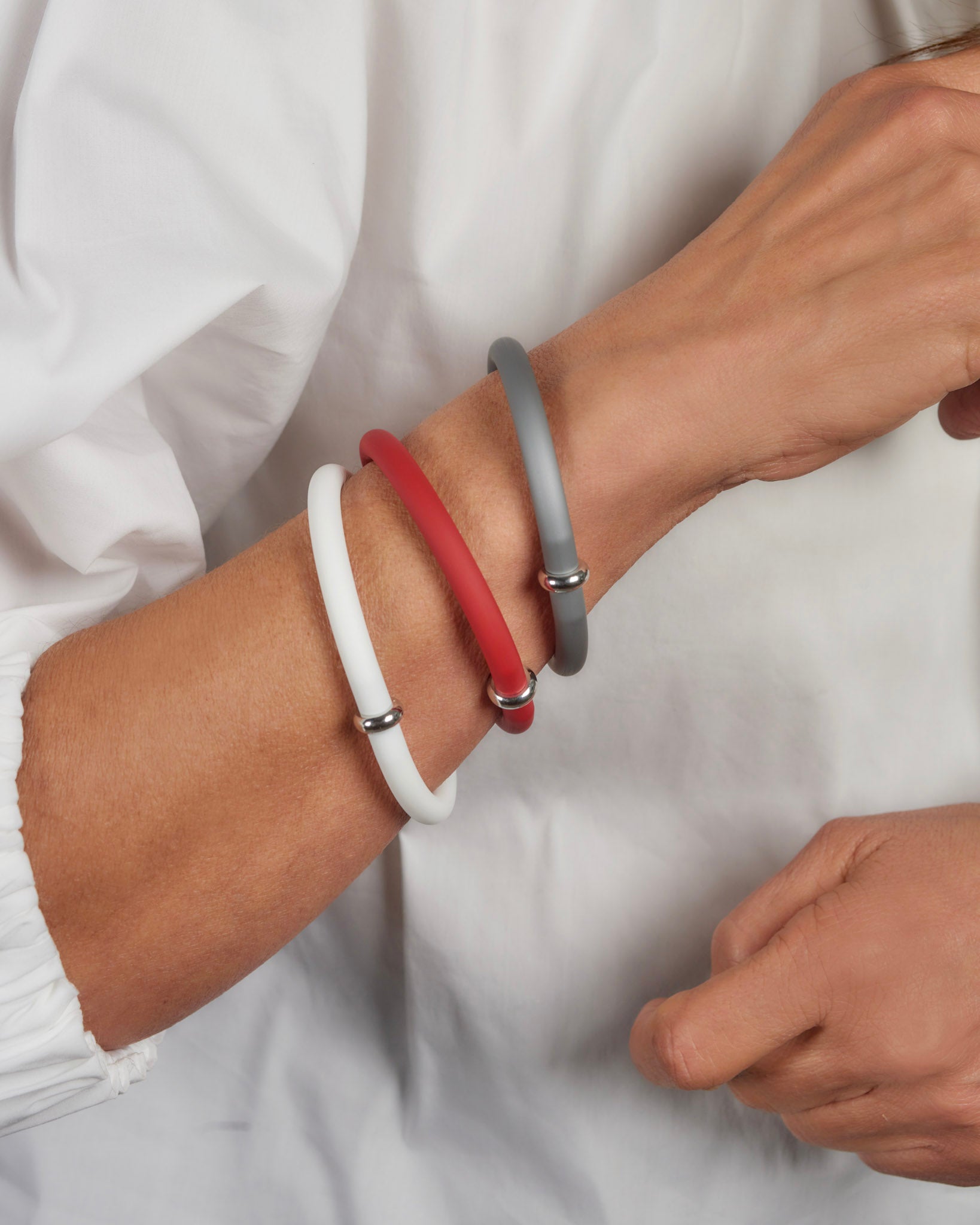 ZOE RUBBER - ROSSO PASTELLO, BIANCO E ARGENTO