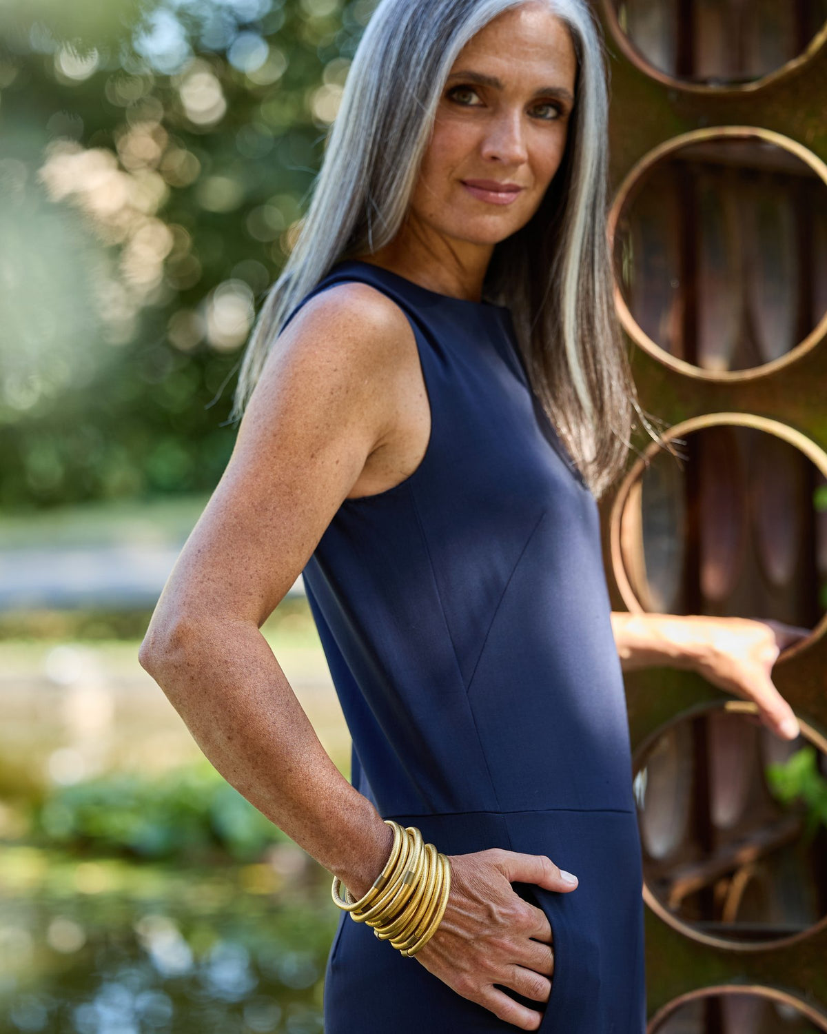 Donna con il Bracciale Zoe 10